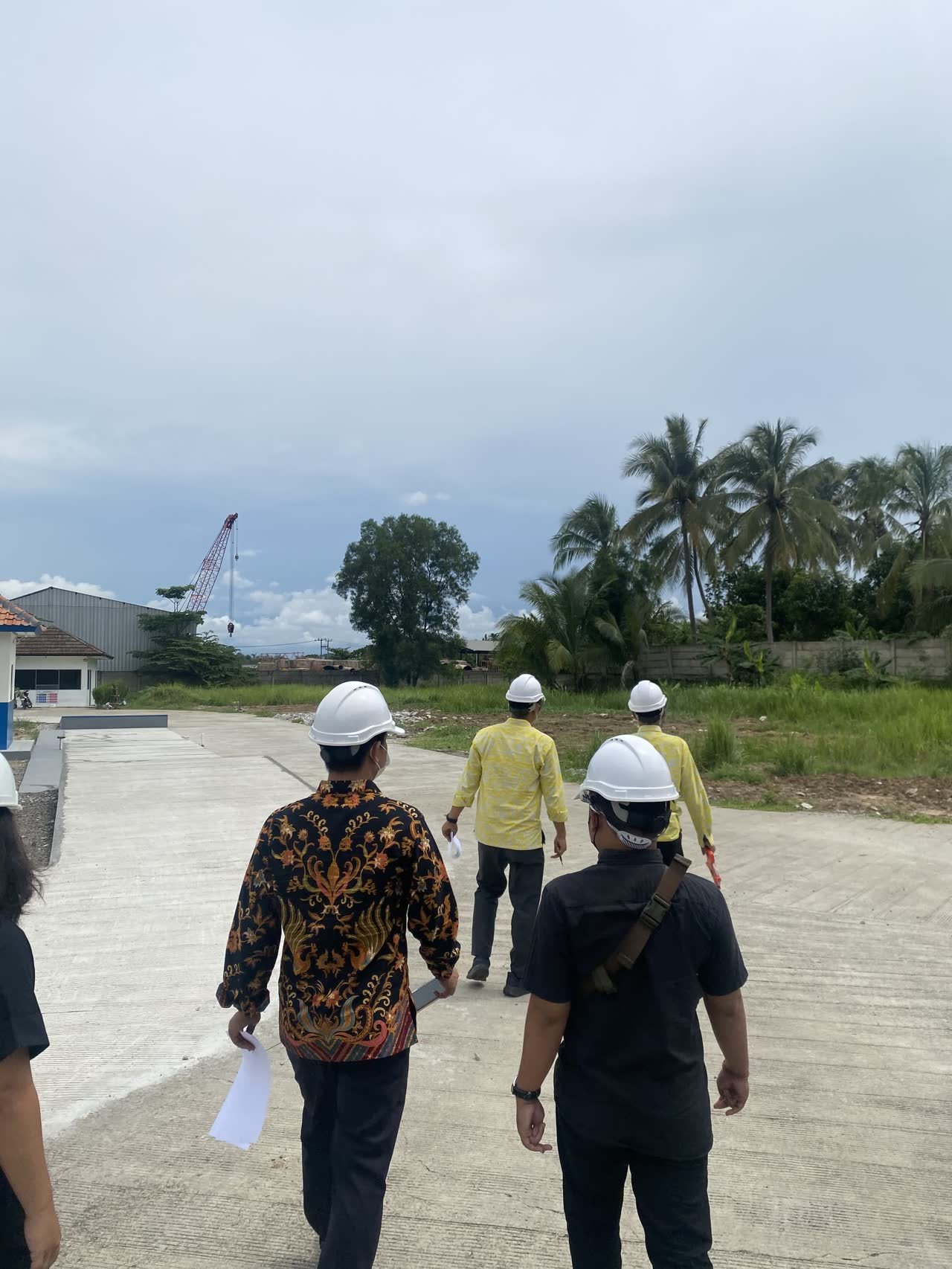 Survey lapangan SLF PT Indofurnance bersama dinas Serang