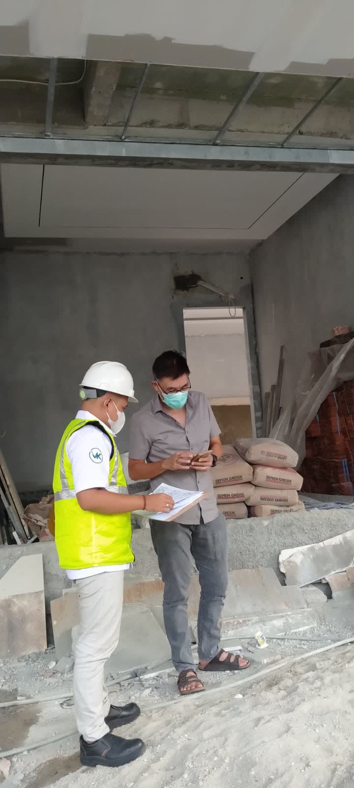 Pengecekan lapangan PBG rumah tinggal Tangerang Selatan